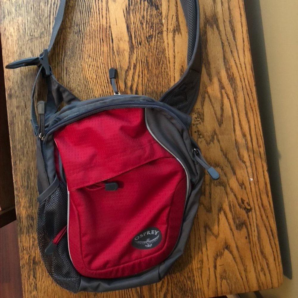 Osprey Veer Crossbody Bag